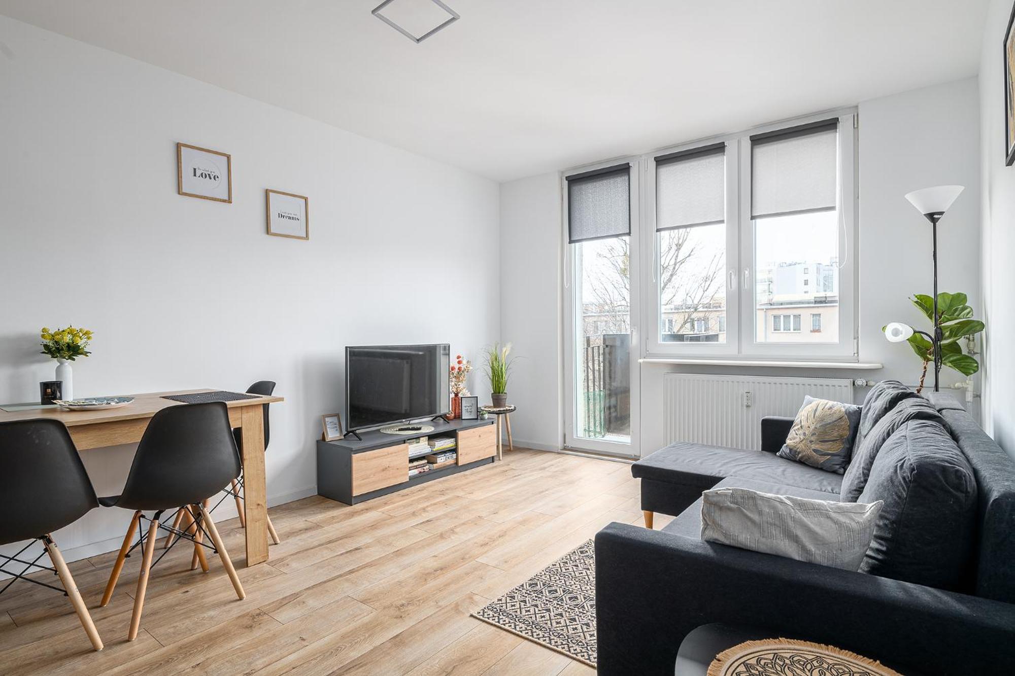 Rentplanet - Kondratowicza *